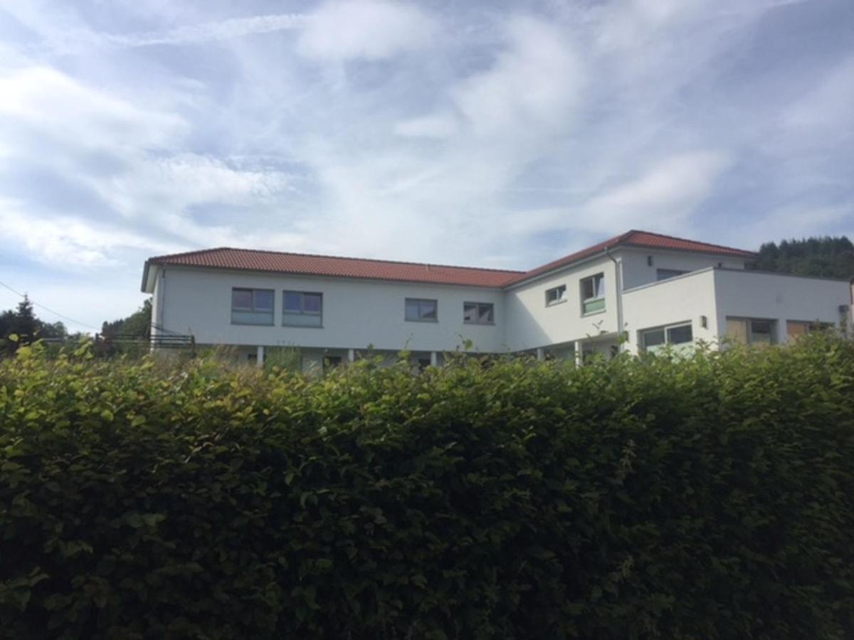 Haus Achtsamzeit Villa Hentern Buitenkant foto